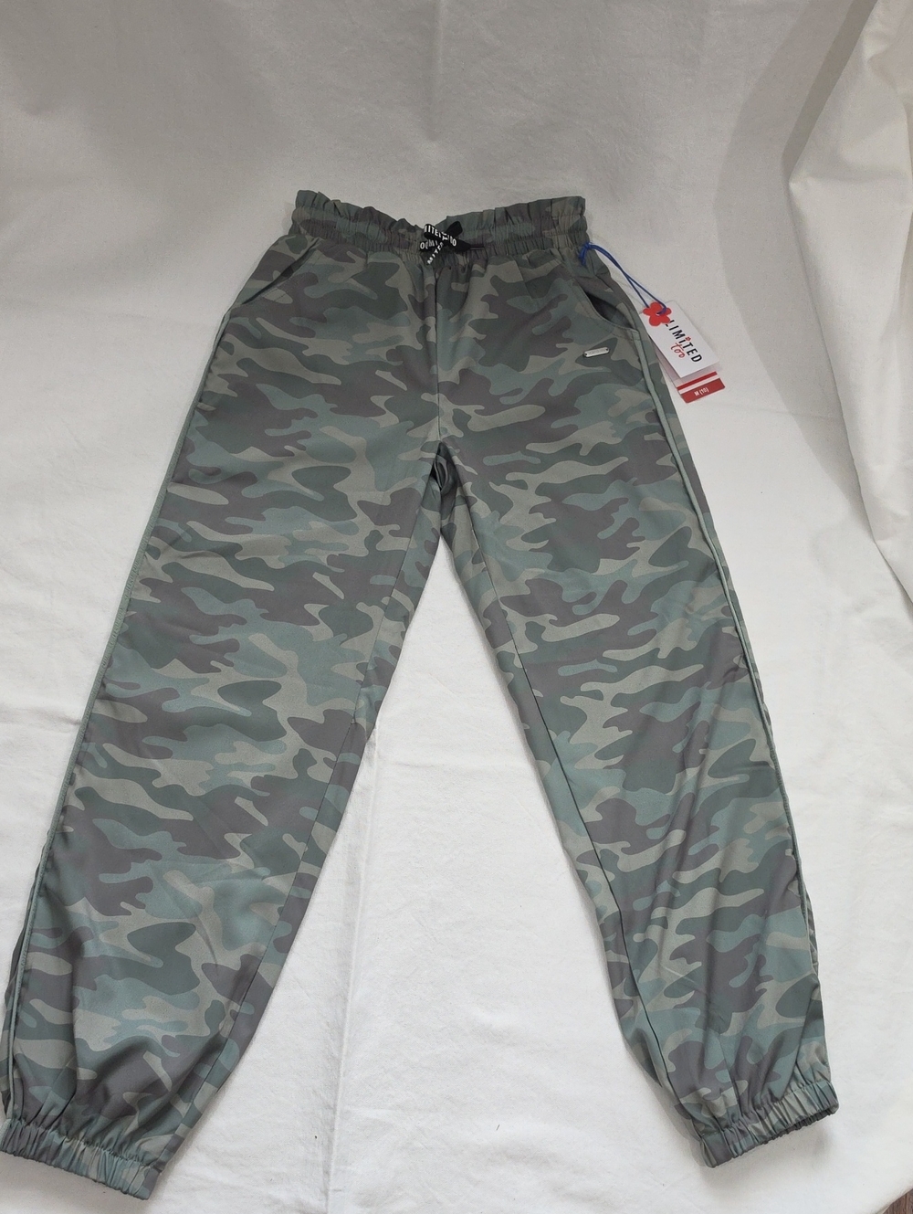 Limited Too Olive Green Camo Jogger Sweatpants